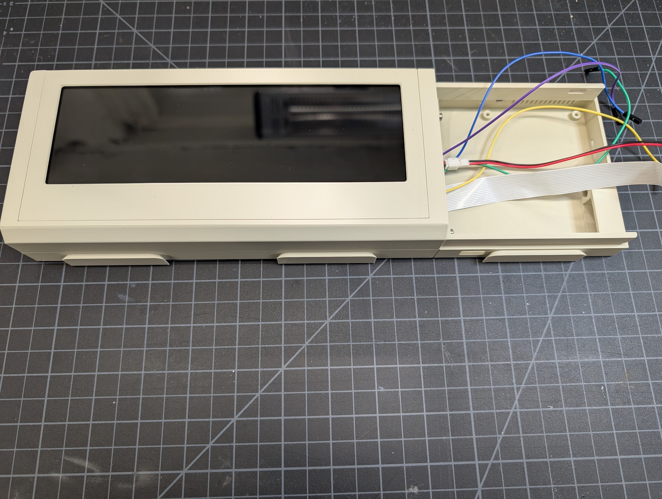 Attach Screen Assembly to Case Bottom