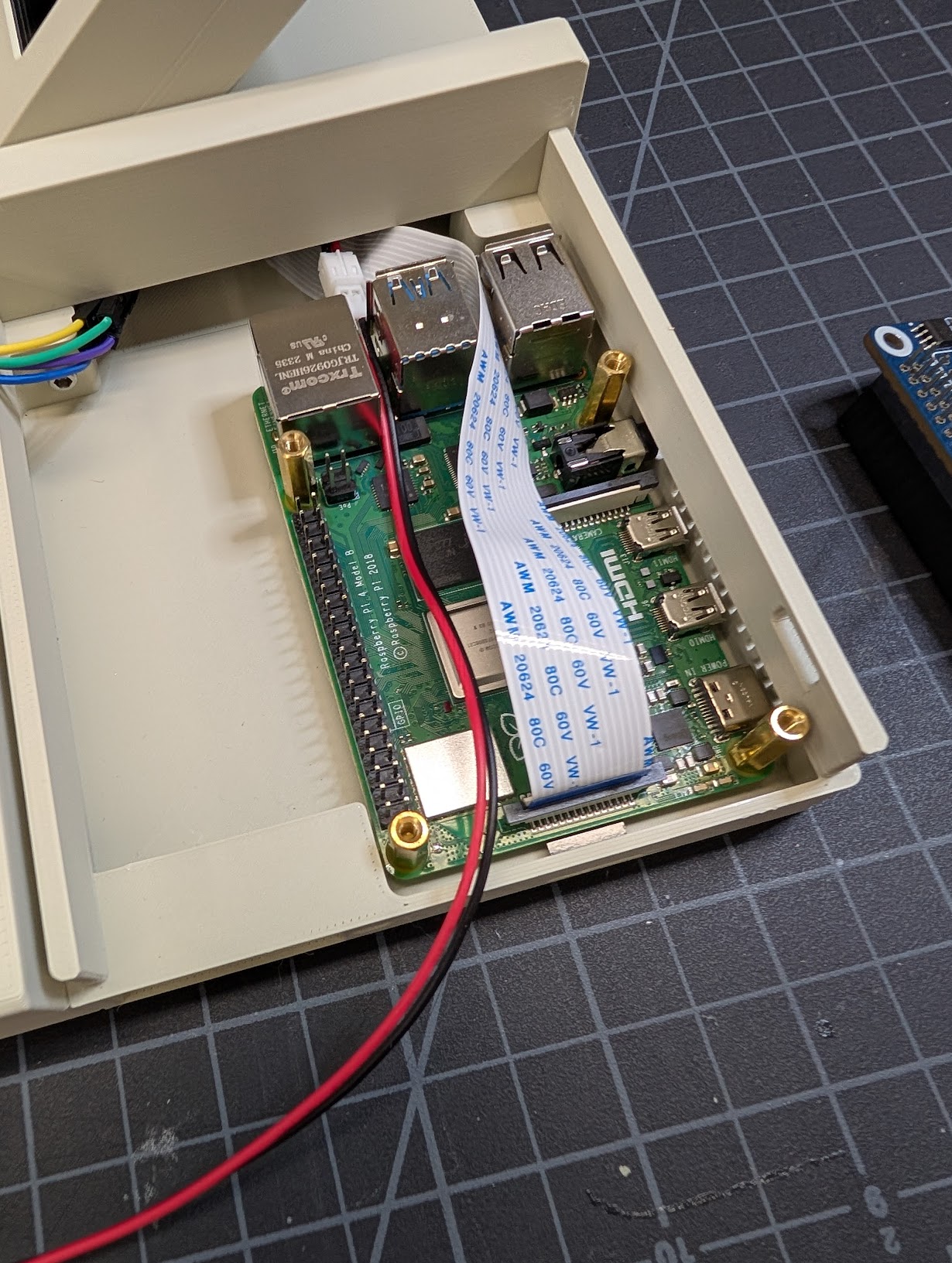 Connect Screen to Pi